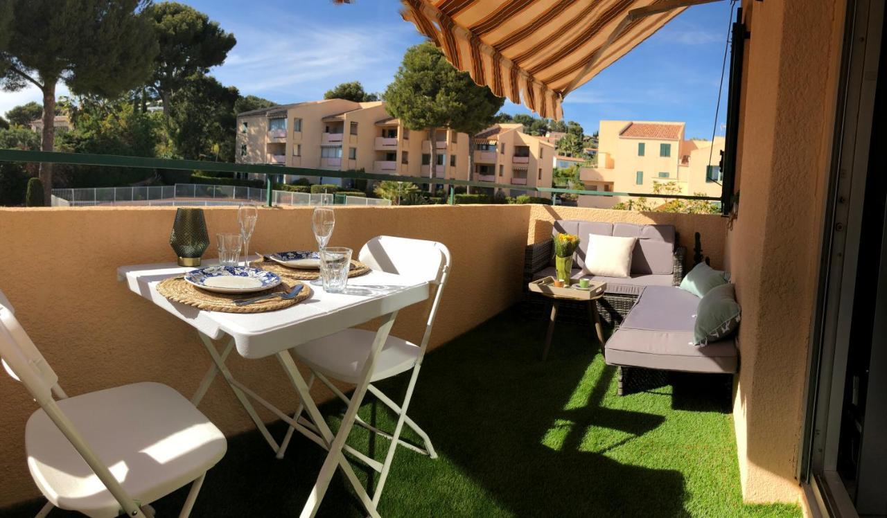 Studio Avec Terrasse Et Piscine Bandol Buitenkant foto